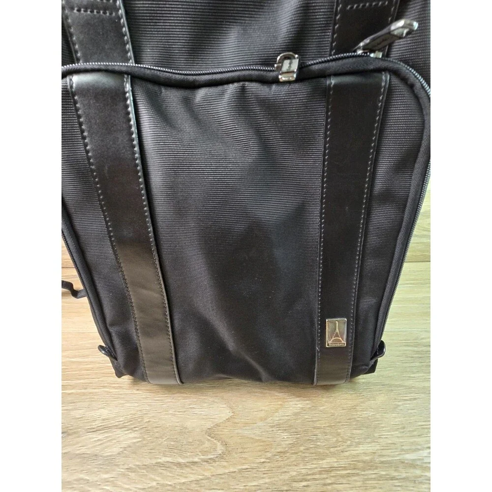 Travelpro Crew Executive Choice 2 Backpack Laptop RFID USB Excellent Condition